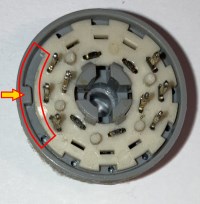 CV1600 Eingangs-Pegelschalter. Zusammenbauhinweis