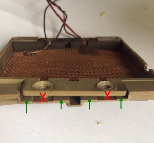 Elektrostat , aufgebohrte Niete 5 NoGo klein